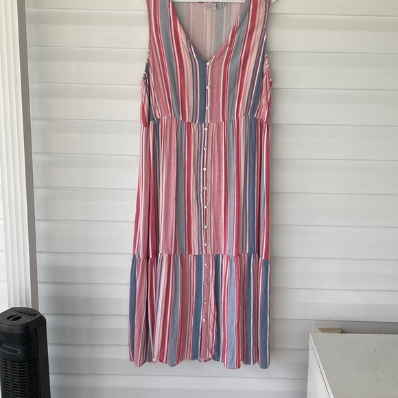 “New Directions” Ladies Summer Dress - Picture 1 of 3